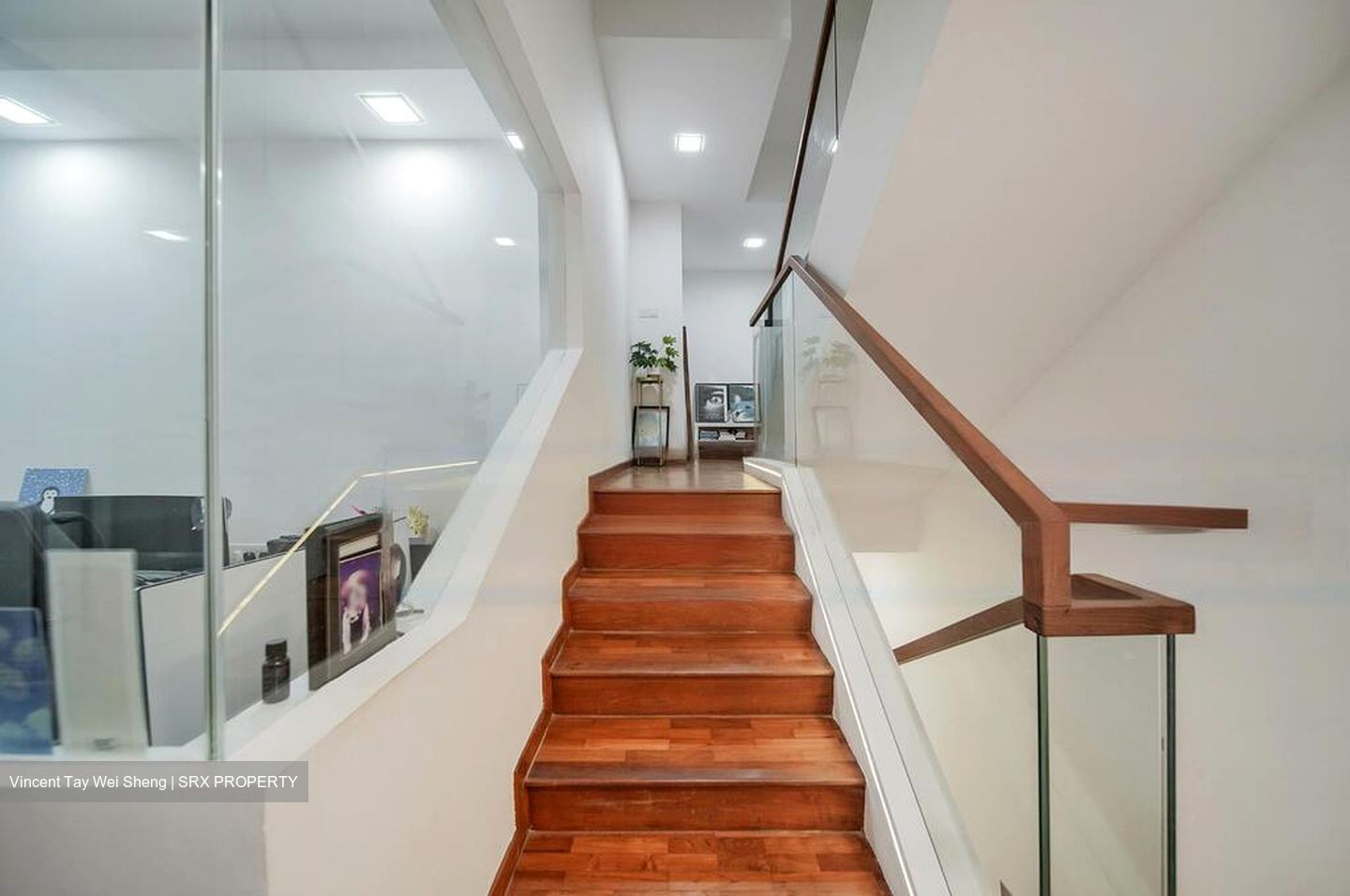 Loyang Villas (D17), Terrace #470168011